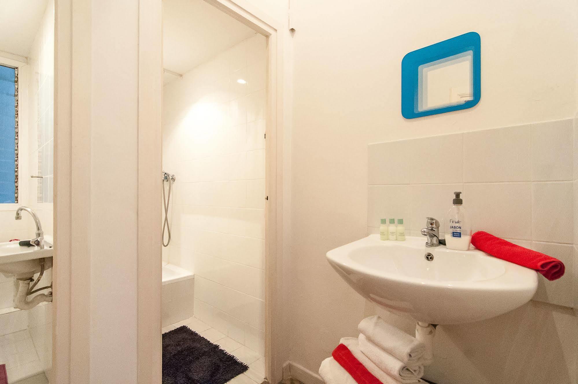 Bed and Breakfast Casa Trianon Барселона Екстер'єр фото